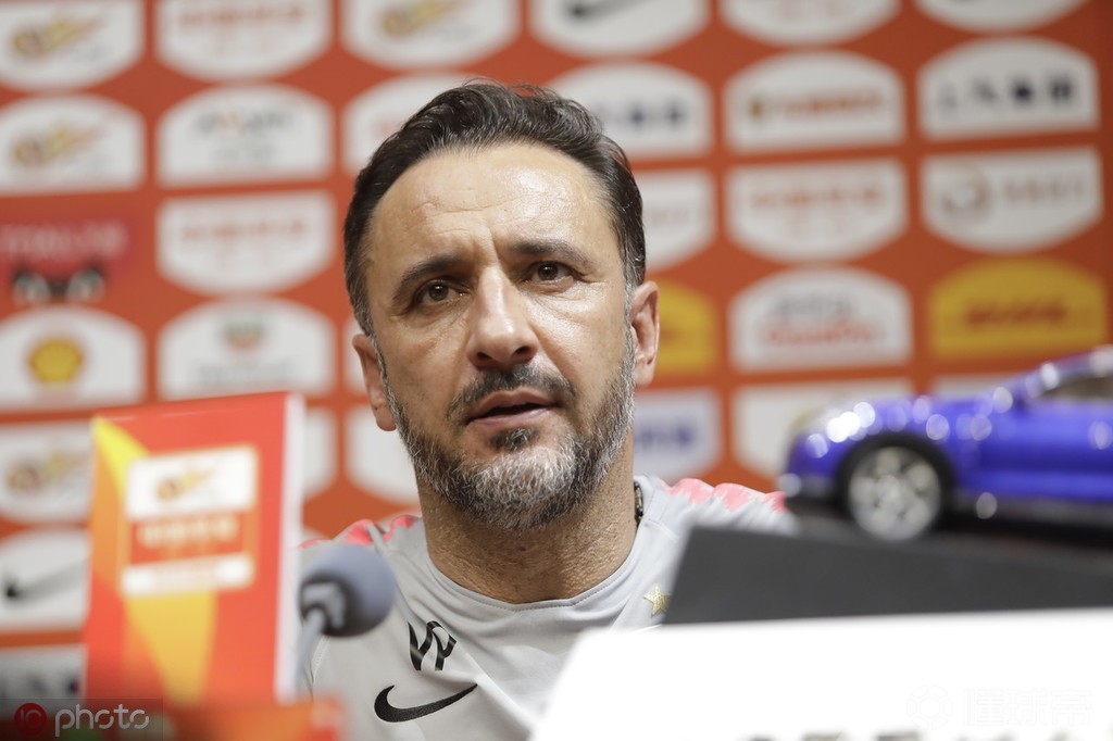 包含马德里竞技内部会议纪要流出——今晨外线爆发，欧联使命明确，医务组通报恢复的词条