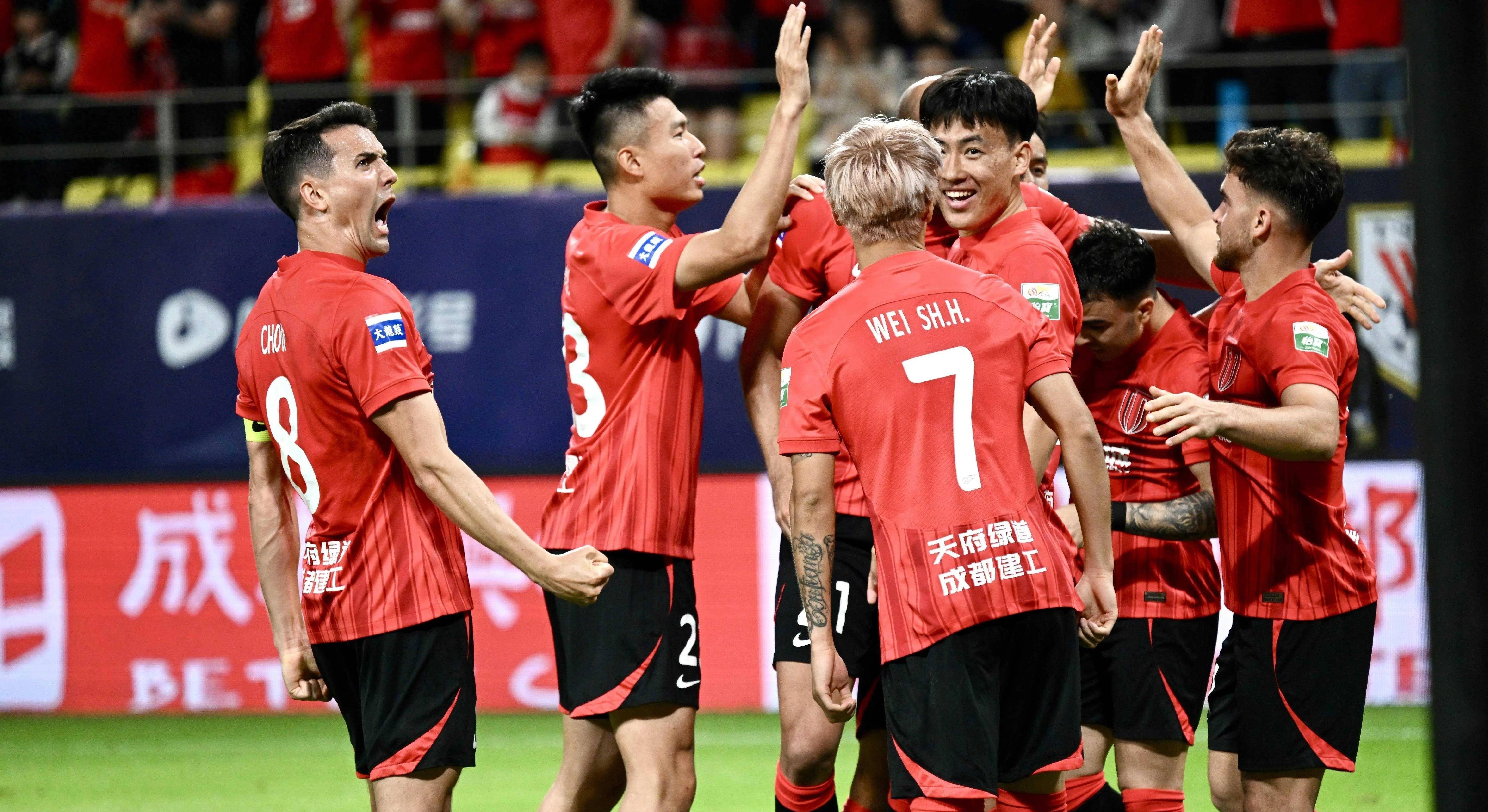 爱游戏在线登录关于曼联发布备战花絮，冲刺阶段伤情更新，亚冠任务艰巨，心理建设被强调的信息