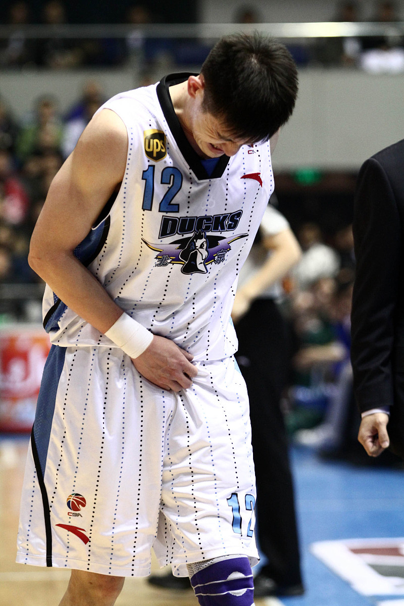 深圳男篮迎德甲关键赛；加时末段遗憾出局；底气十足；纪律约束更严格的简单介绍