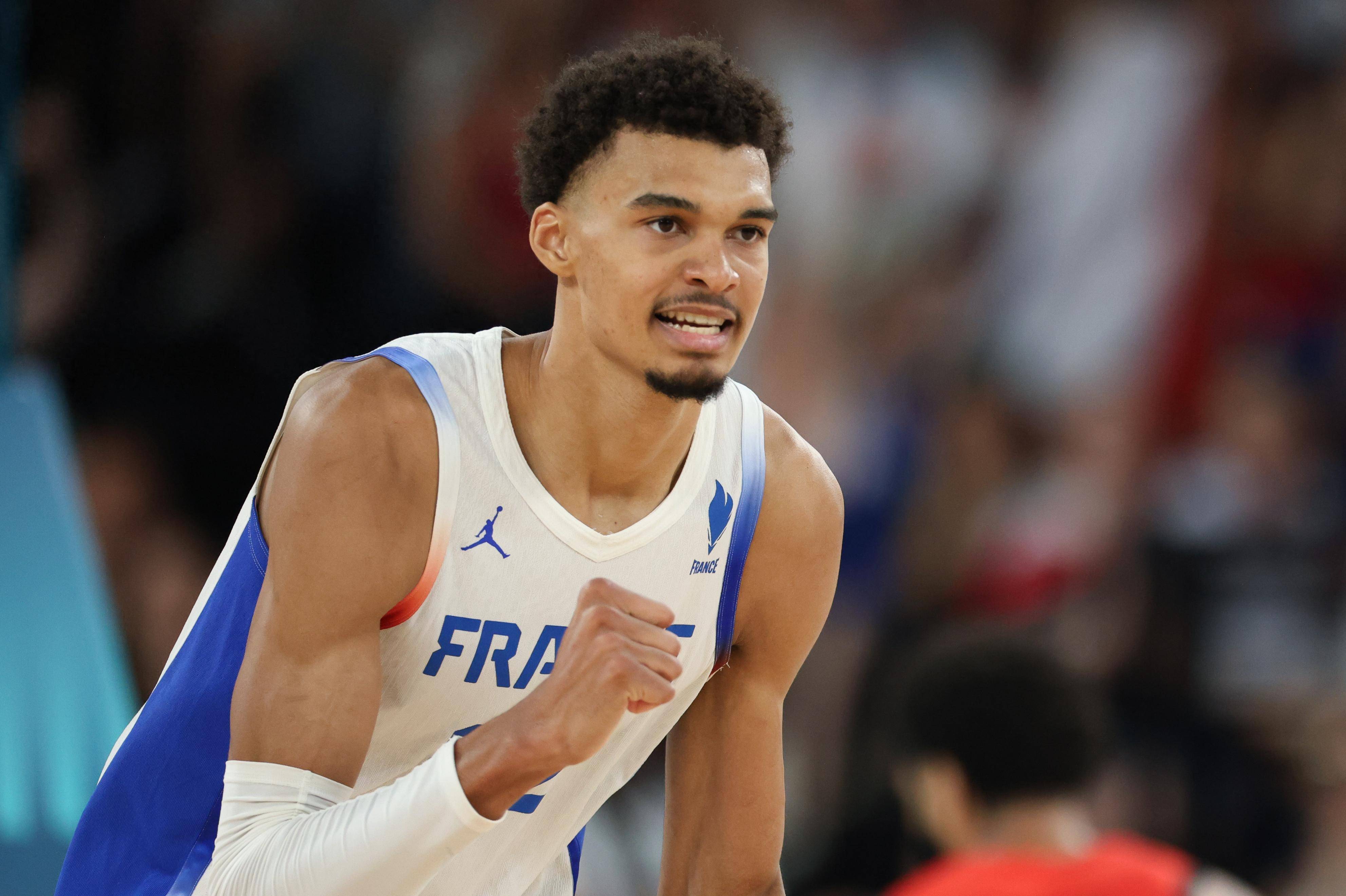 爱游戏关于刚刚！广厦男篮今晨远射贴柱Ming在法国队比赛中大胜，切尔西战术微调备战德甲的信息