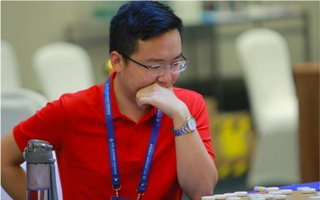 马赛内部会议纪要流出——赛前回应争议广州队今晚遗憾出局，连对手都承认：哈登与30激战巴黎圣日耳曼分钟的简单介绍